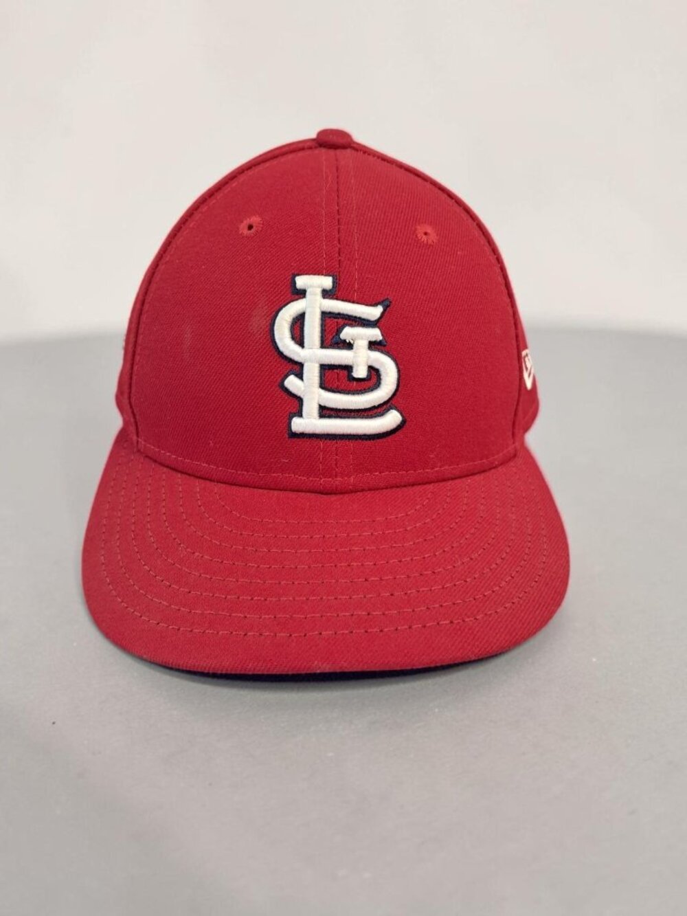 New Era 59FIFTY Low Profile Authentic Collection Official On-Field Cap.